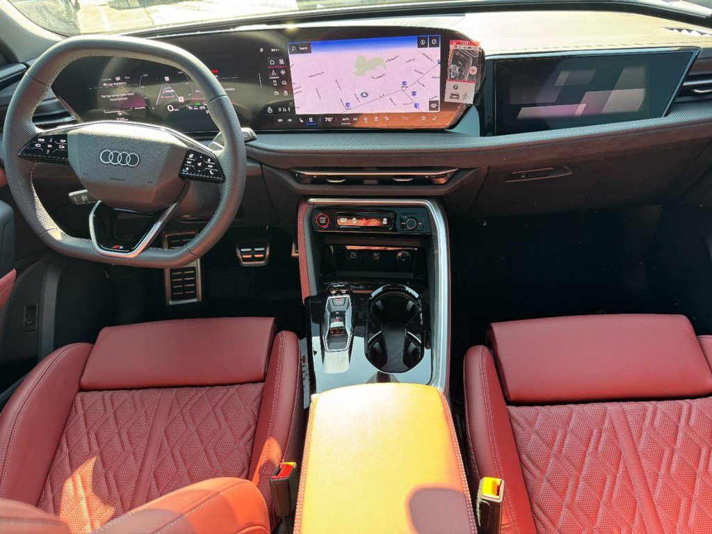 New 2025 Audi SQ5 Prestige image 8