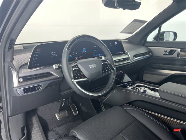 Used 2026 Cadillac Vistiq Luxury image 10