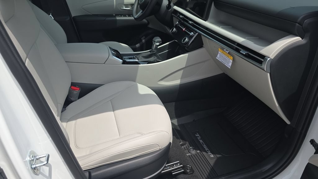 New 2026 Hyundai Tucson SEL Plus AWD/4WD image 13