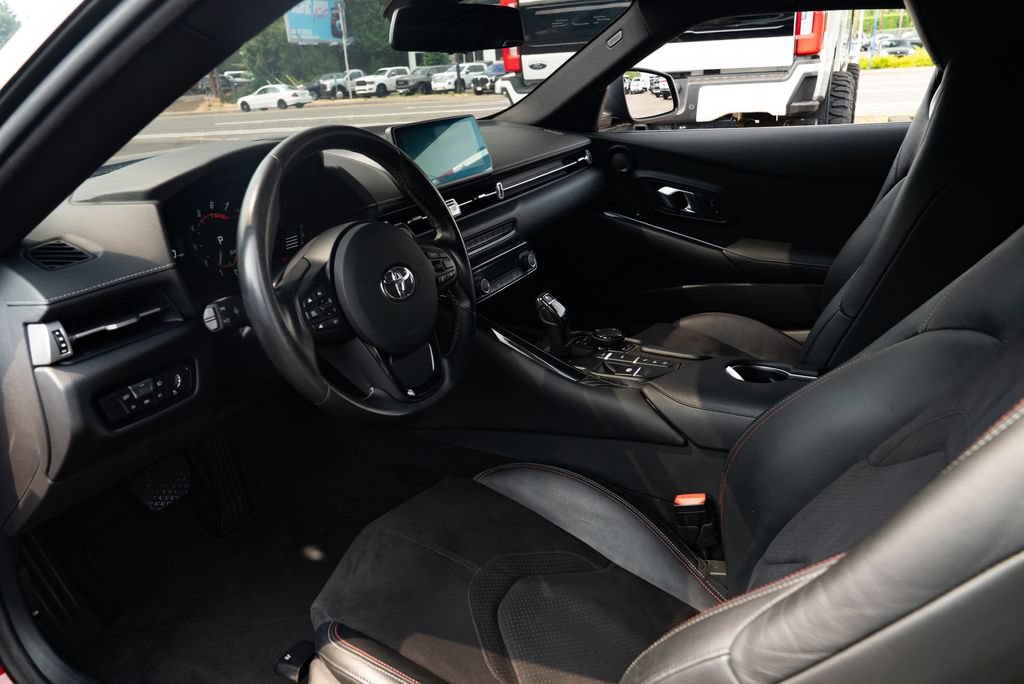Used 2021 Toyota Supra w/ Safety & Technology Package RWD image 18
