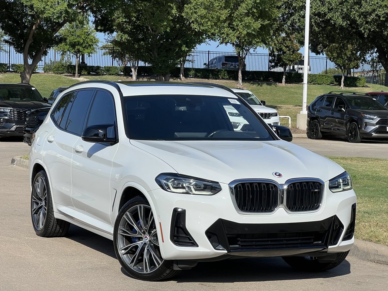 Used 2023 BMW X3 M40i w/ Parking Assistance Package AWD/4WD image 2