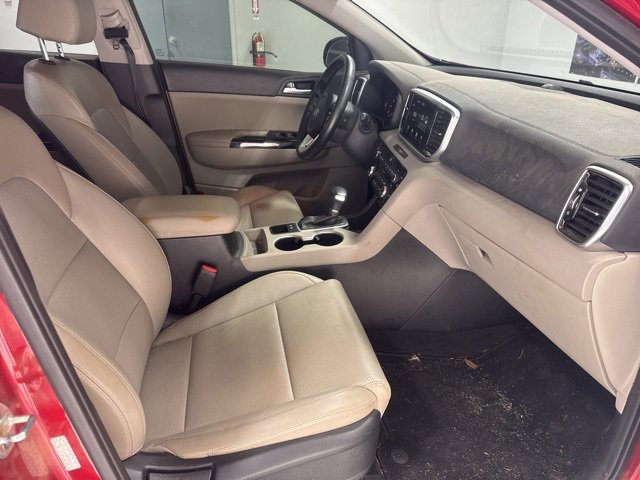 Used 2021 Kia Sportage EX image 19