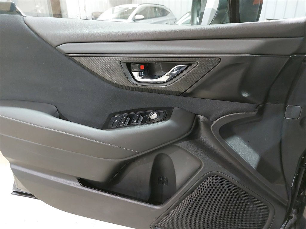 Certified 2025 Subaru Outback Premium w/ Popular Package #1A image 27