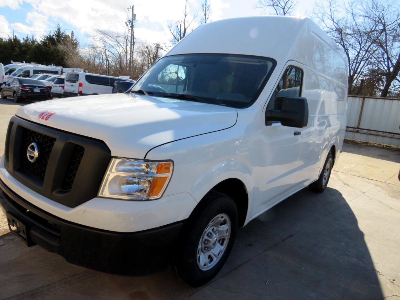Used 2020 Nissan NV 2500 SV image 1