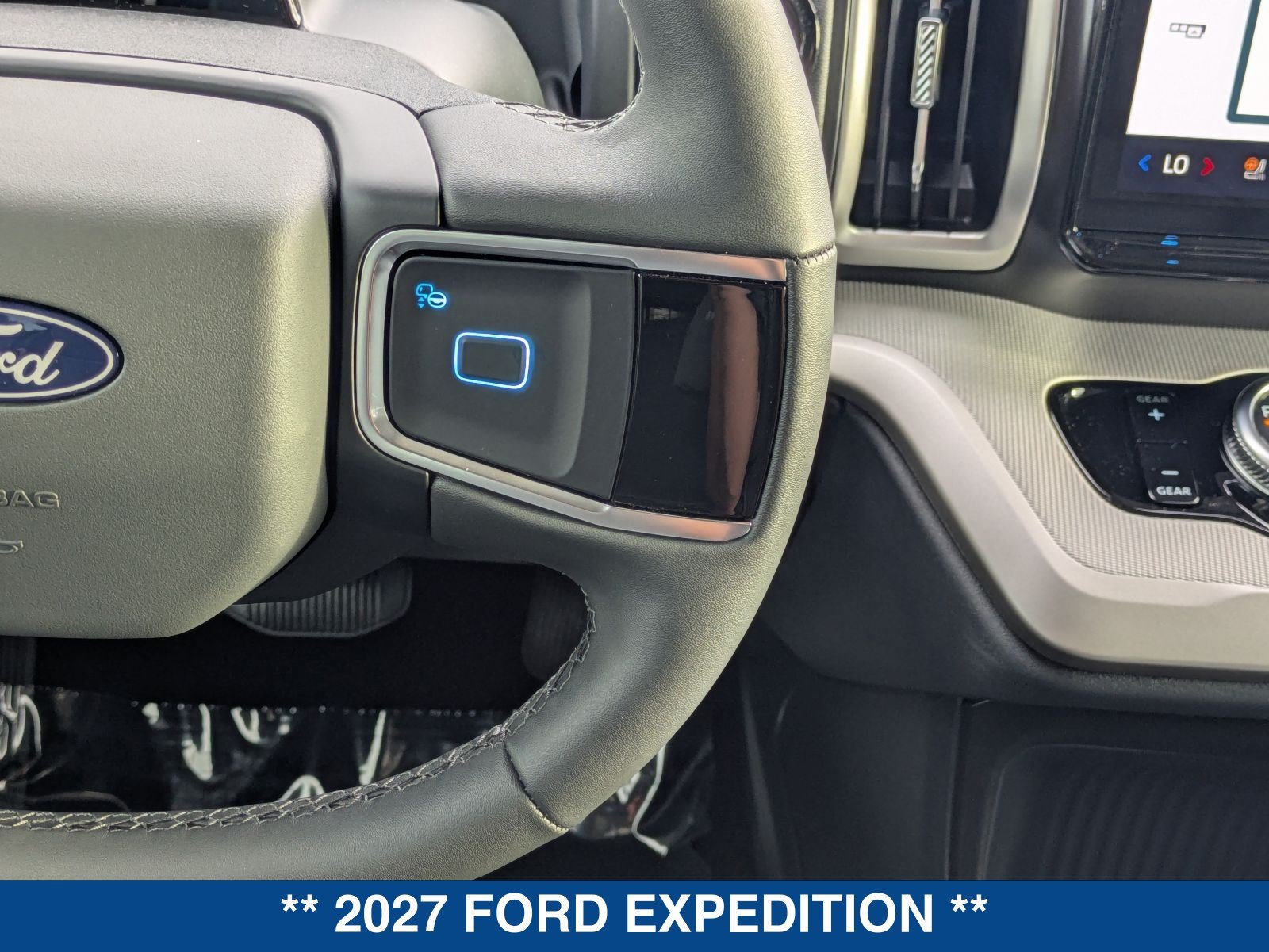 New 2027 Ford Expedition Active RWD image 30