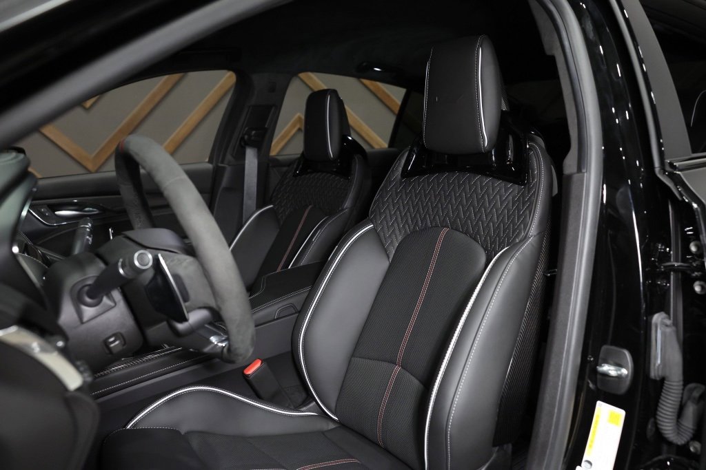 Used 2024 Cadillac CT5 V Blackwing w/ Carbon Fiber Package 2 image 5