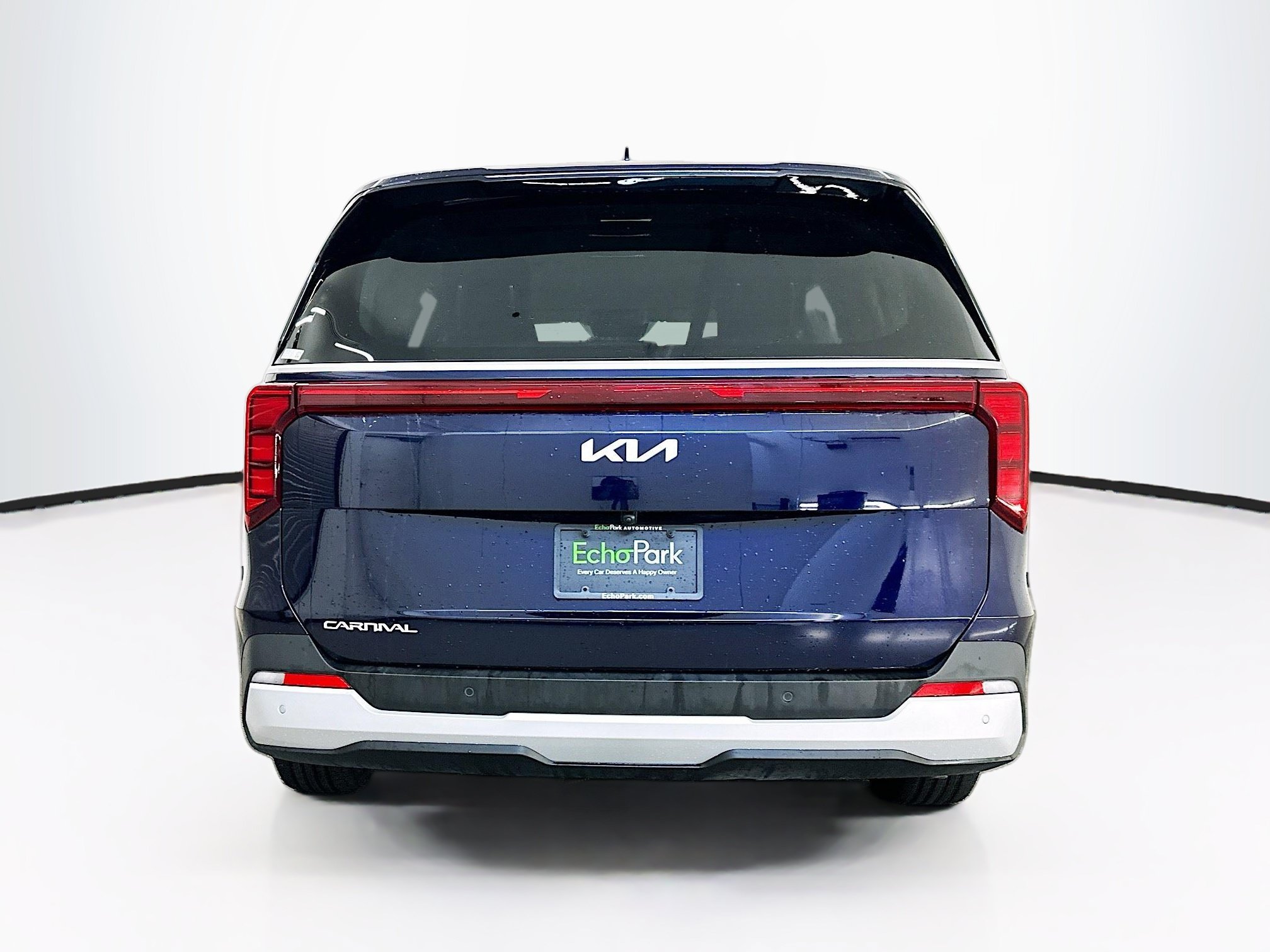 Used 2026 Kia Carnival FWD image 7