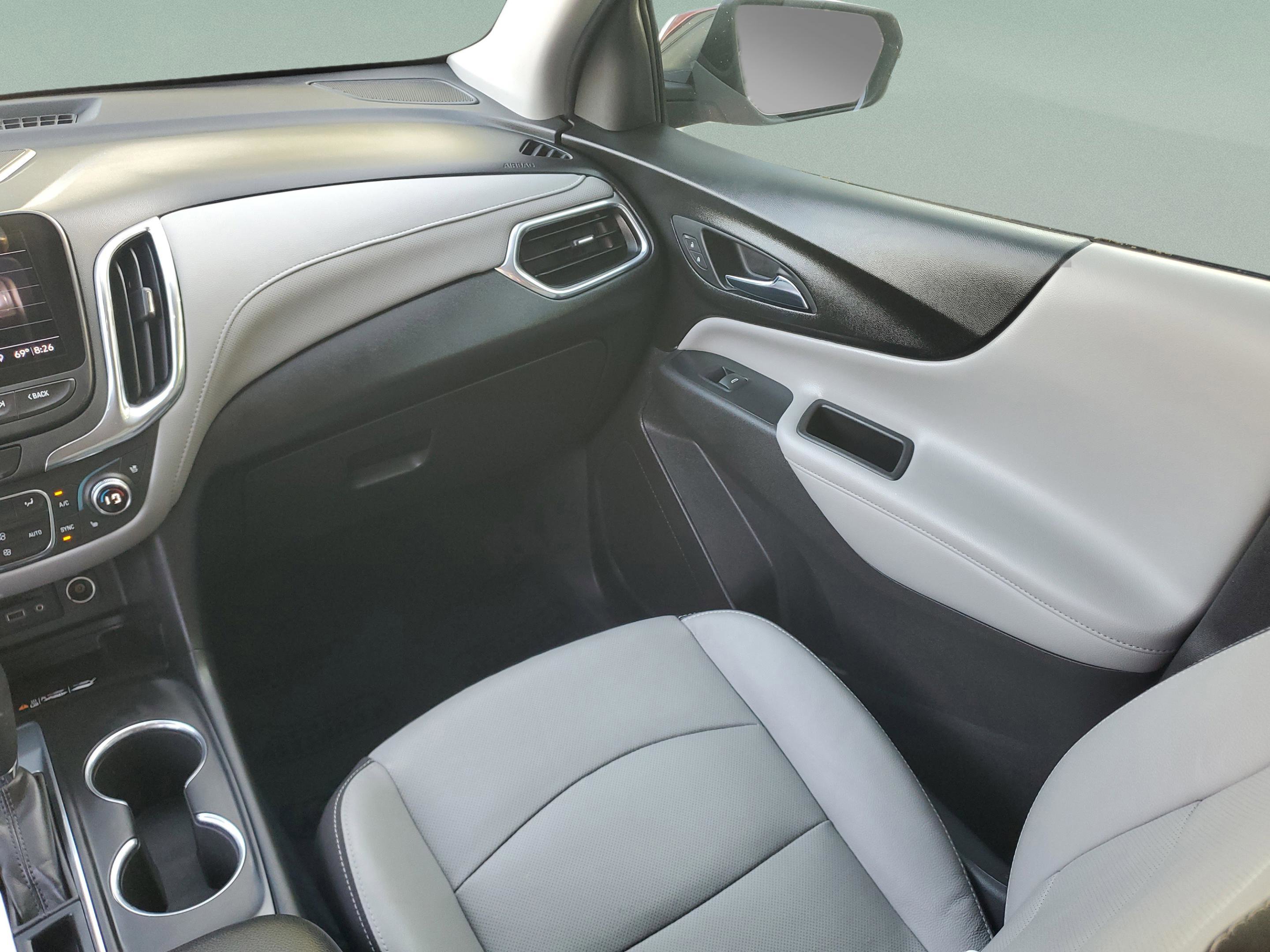 Used 2019 Chevrolet Equinox Premier image 16