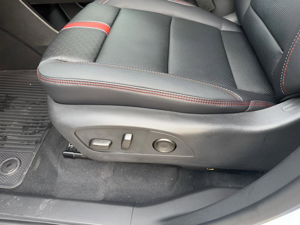 New 2026 Chevrolet Traverse RS image 12