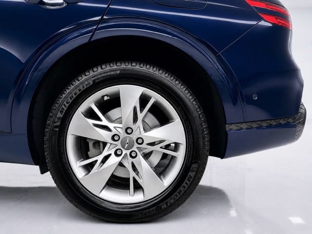 Used 2022 Genesis GV70 3.5T Sport w/ Sport Advanced Package AWD/4WD image 9
