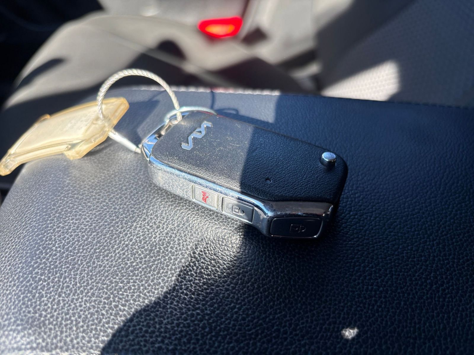 Used 2025 Kia Sportage LX image 21