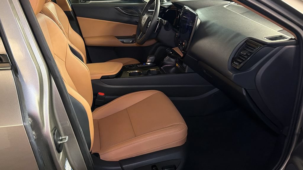 Certified 2022 Lexus NX 350h AWD image 10