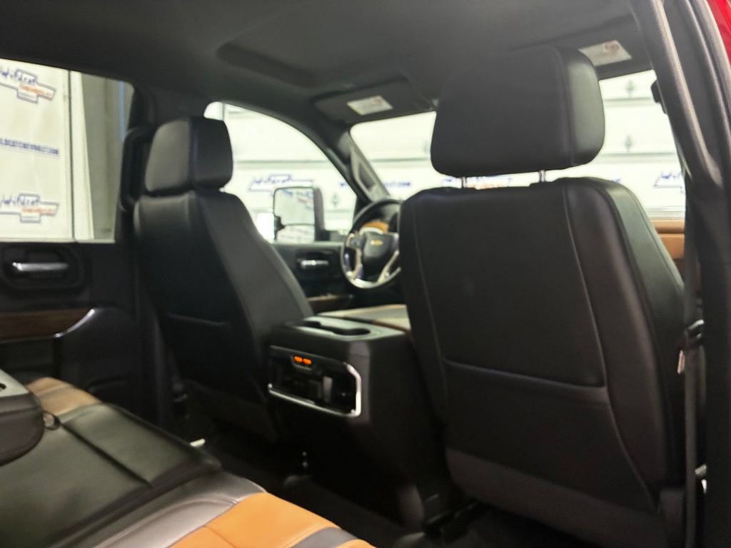 Used 2023 Chevrolet Silverado 3500 High Country AWD/4WD image 42
