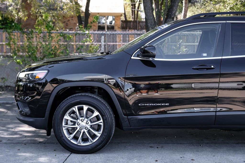 Used 2022 Jeep Cherokee Latitude Lux image 21