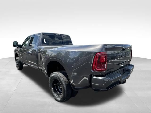 New 2026 RAM 3500 Laramie w/ Night Edition AWD/4WD image 4