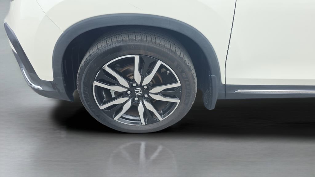 Used 2019 Honda Pilot Touring image 10