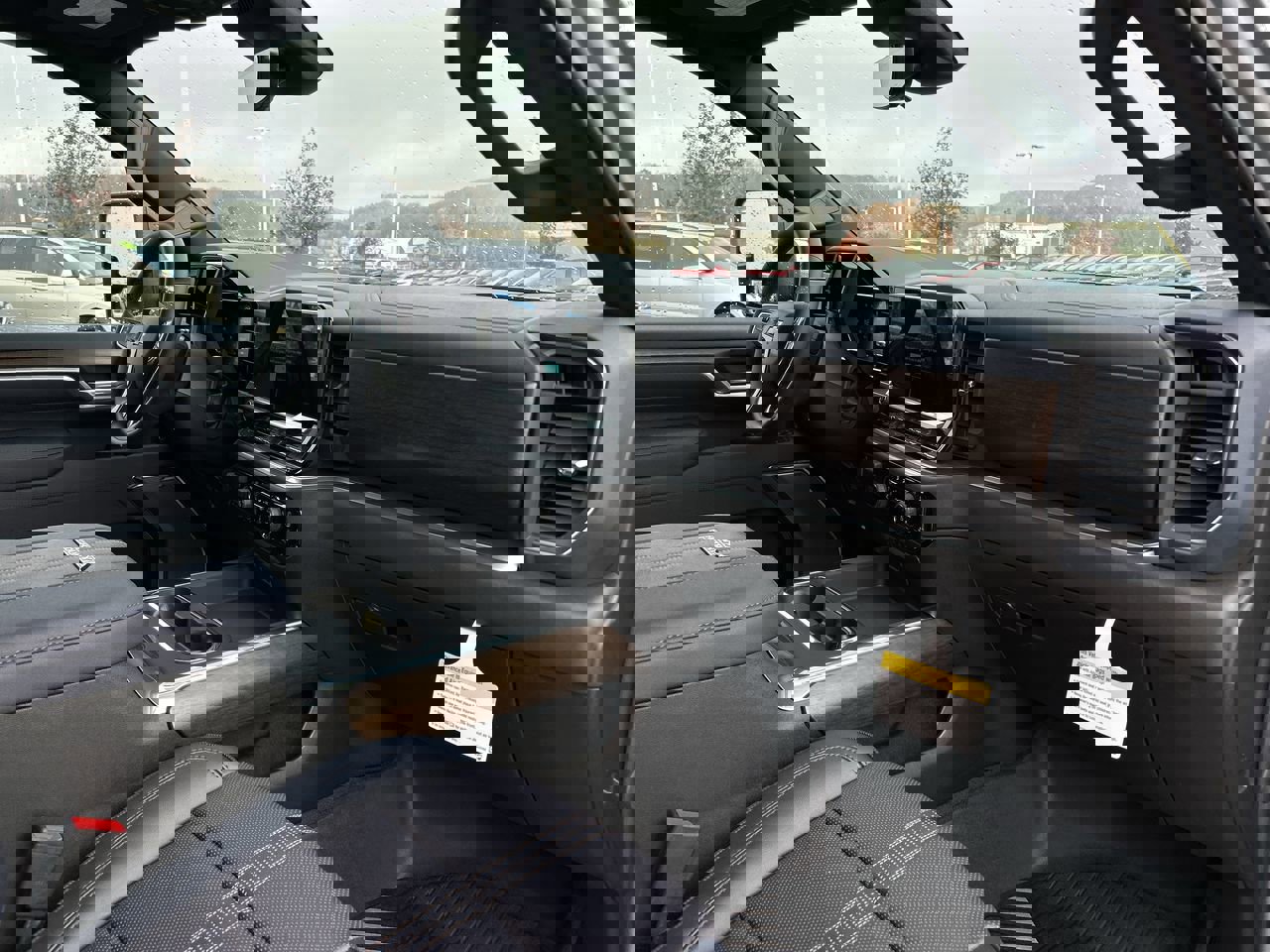 New 2026 Chevrolet Silverado 3500 High Country w/ Technology Package image 17