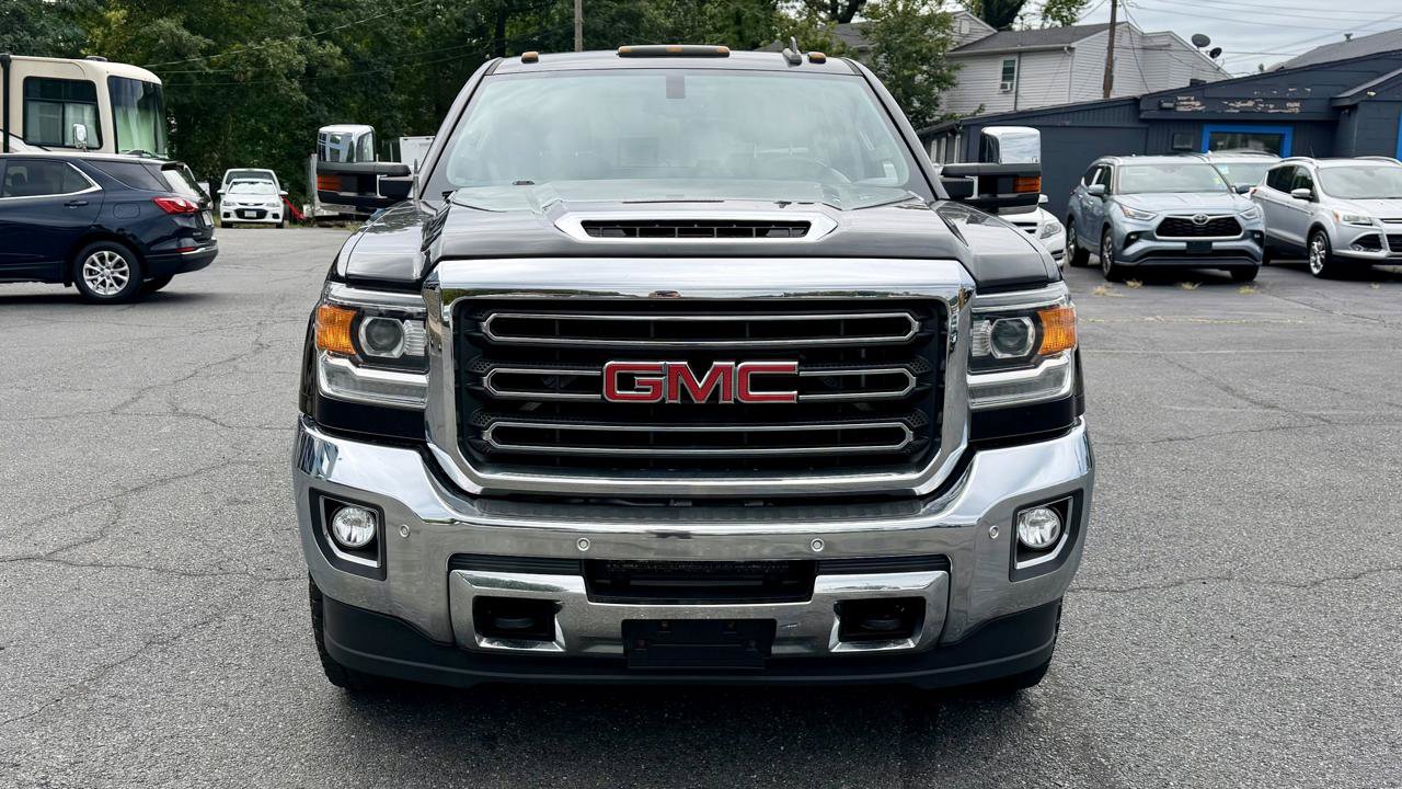 Used 2017 GMC Sierra 2500 SLT w/ Duramax Plus Package AWD/4WD image 3