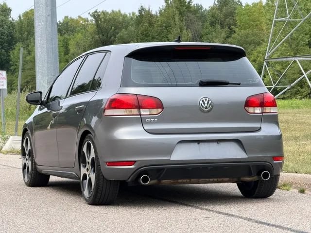 Used 2011 Volkswagen Golf 4-Door FWD image 39