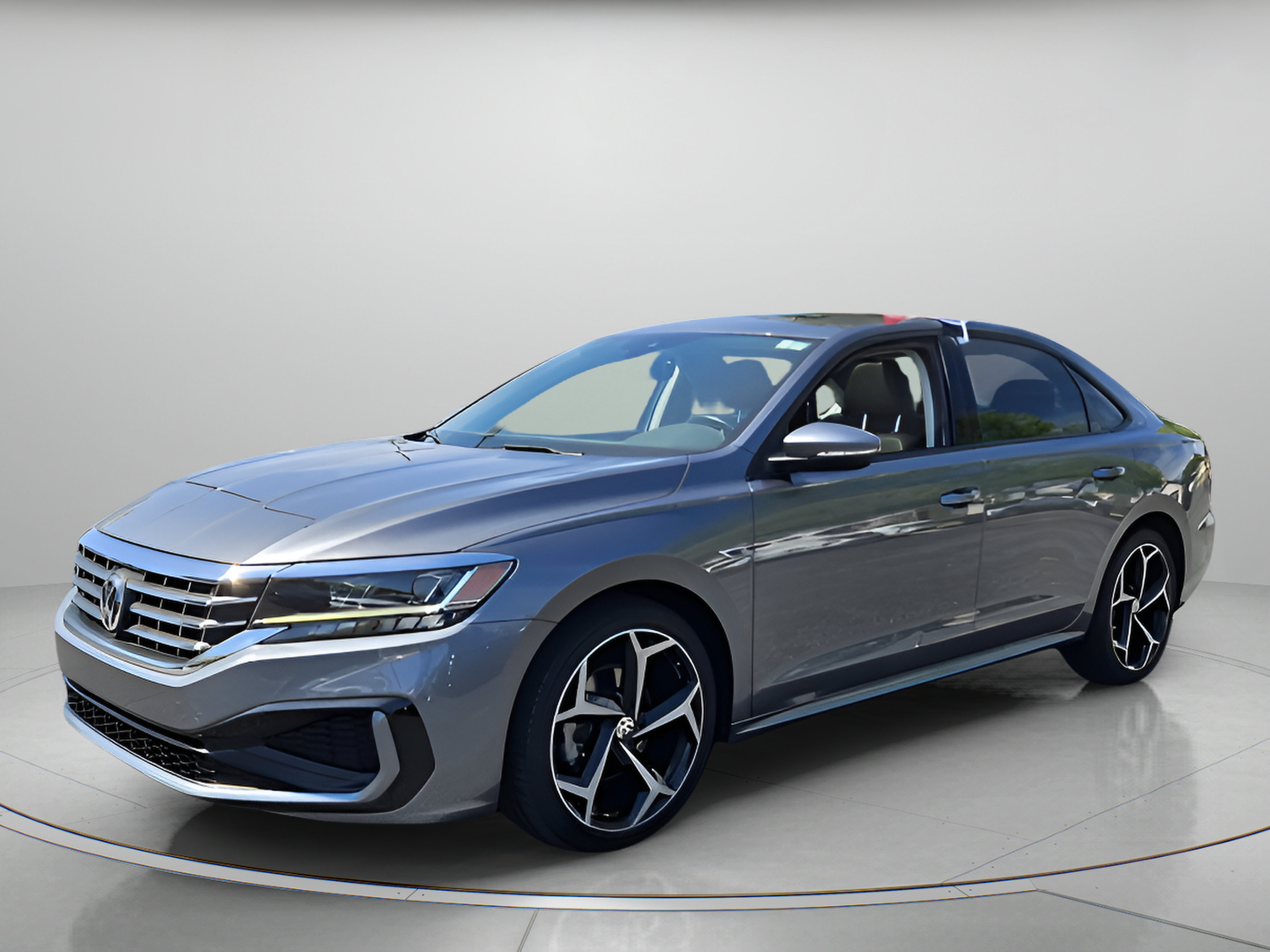 Used 2020 Volkswagen Passat 2.0T R-Line FWD image 1