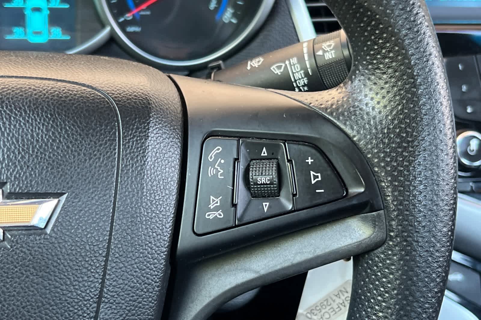 Used 2016 Chevrolet Cruze LT FWD image 23