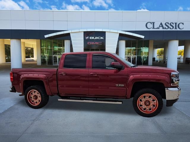 Used 2018 Chevrolet Silverado 1500 LT w/ Texas Edition RWD image 9