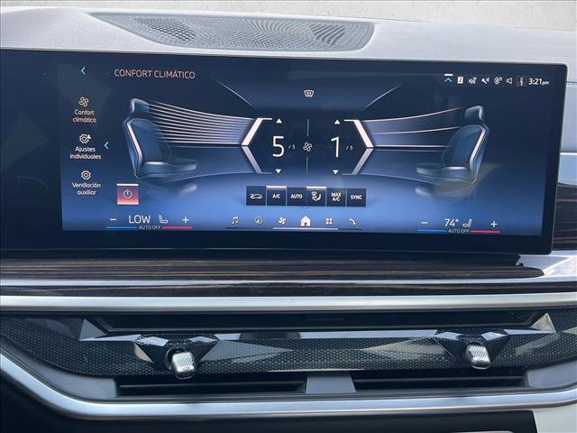 Used 2025 BMW X5 sDrive40i w/ Parking Assistance Package image 13