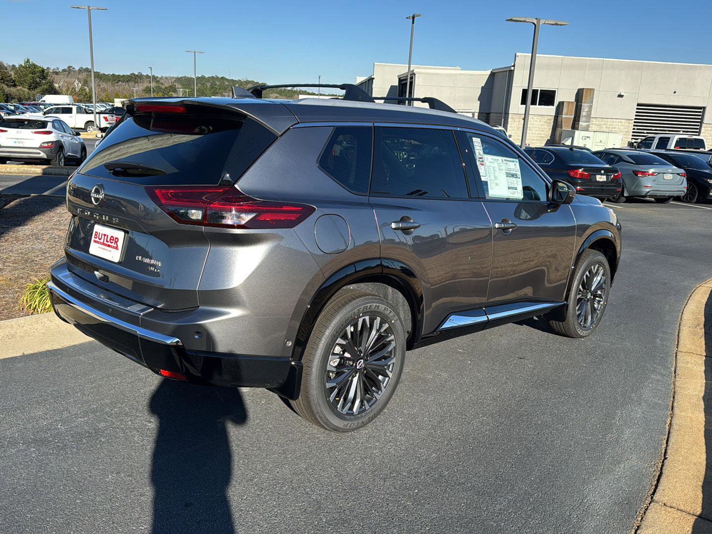 New 2026 Nissan Rogue Platinum w/ Platinum Premium Package image 5