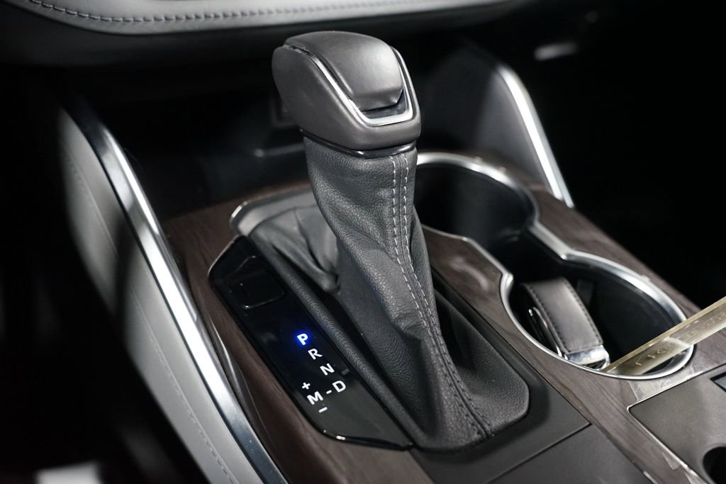 Used 2023 Toyota Highlander Limited image 22