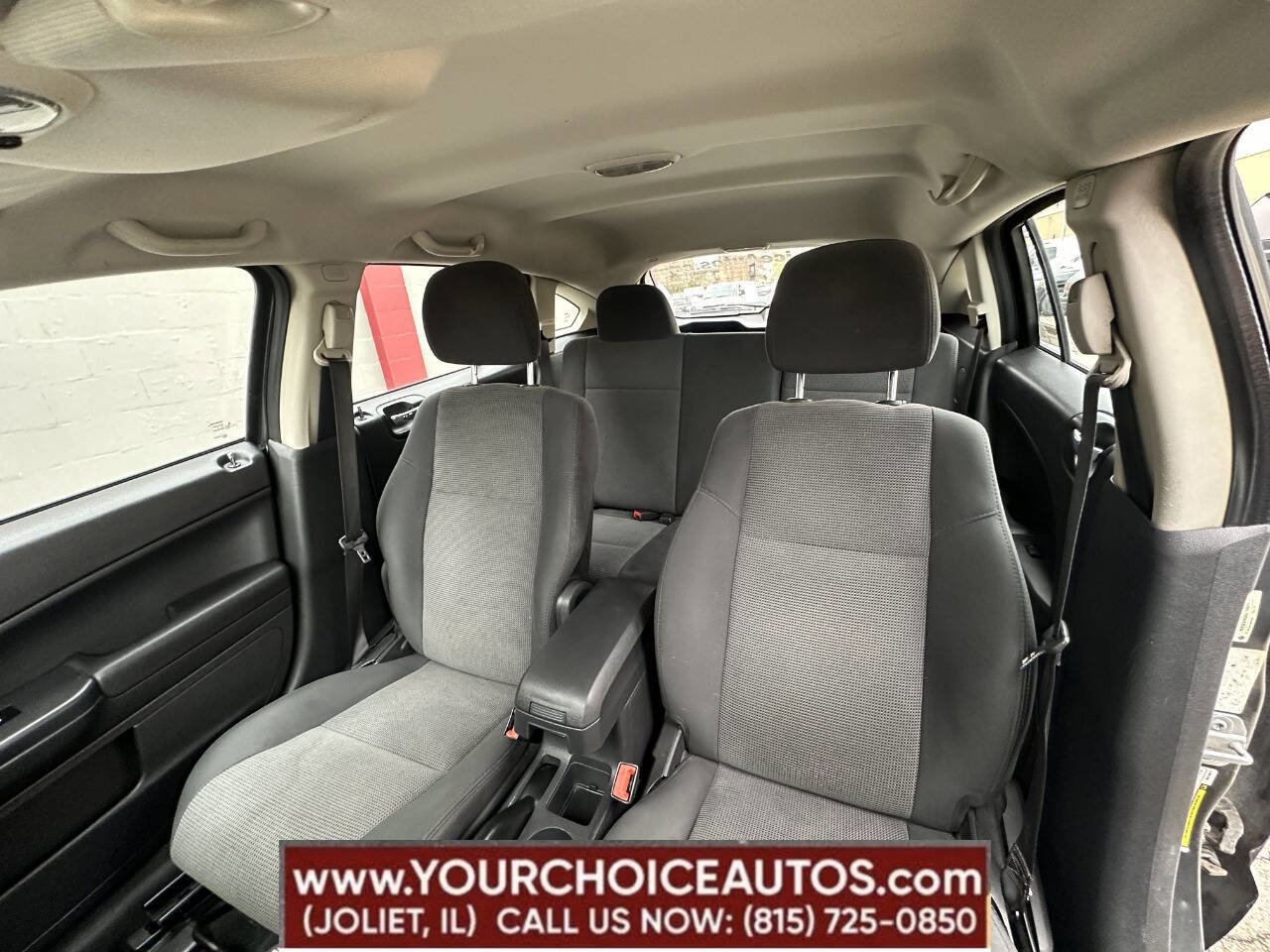 Used 2011 Dodge Caliber Mainstreet image 16