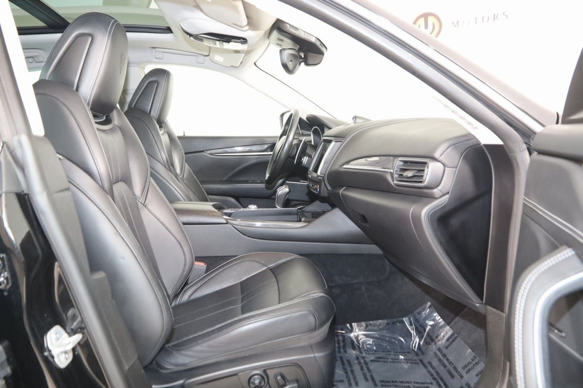 Used 2018 Maserati Levante S GranSport AWD/4WD image 13