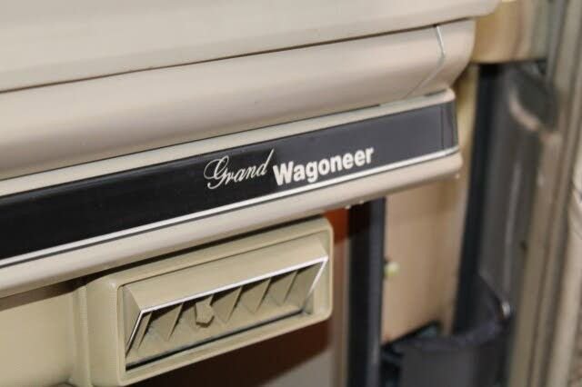 Used 1989 Jeep Grand Wagoneer image 50