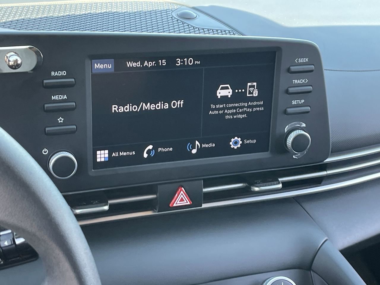 Certified 2024 Hyundai Elantra SE FWD image 24