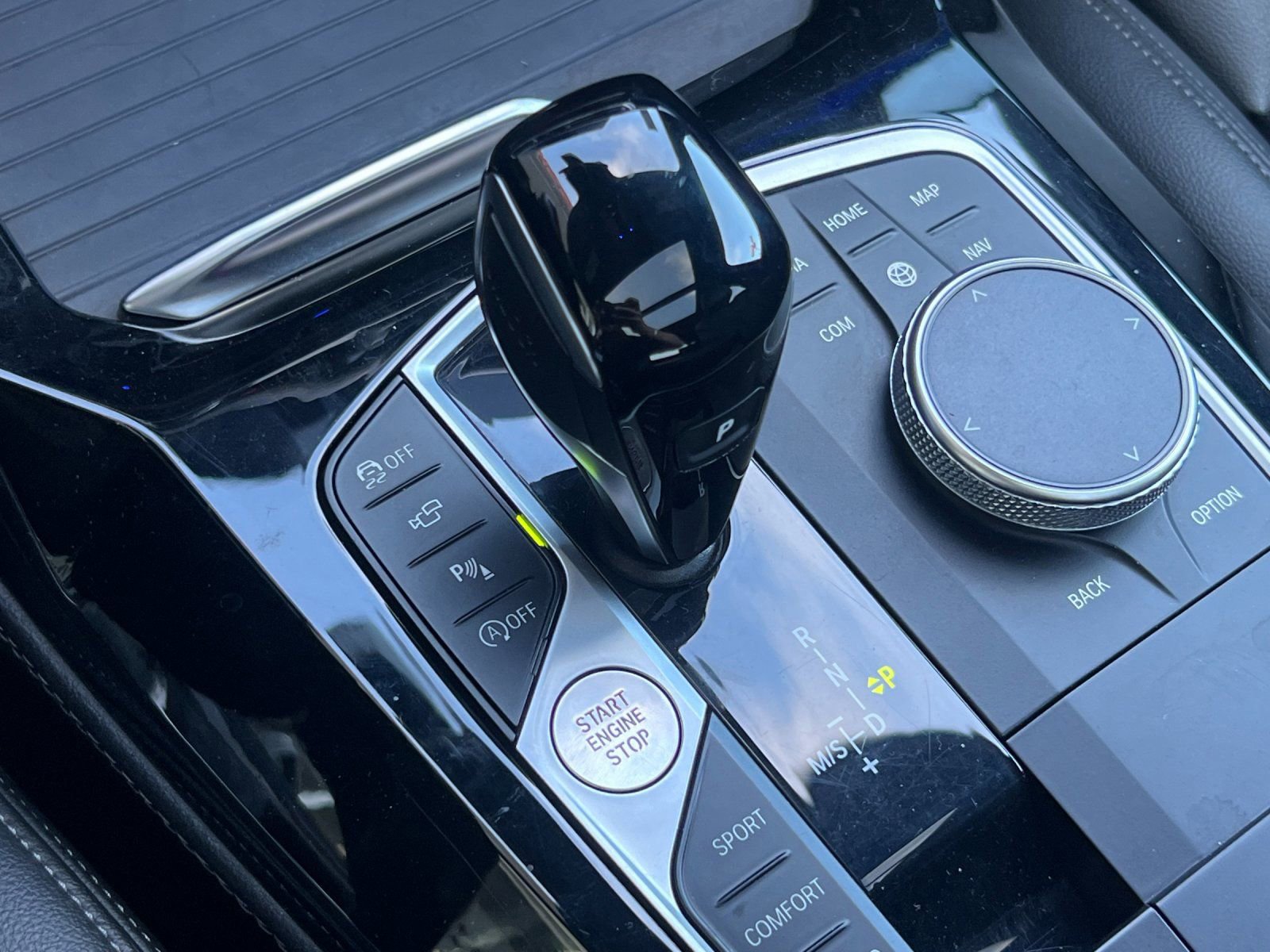 Used 2023 BMW X4 xDrive30i image 21