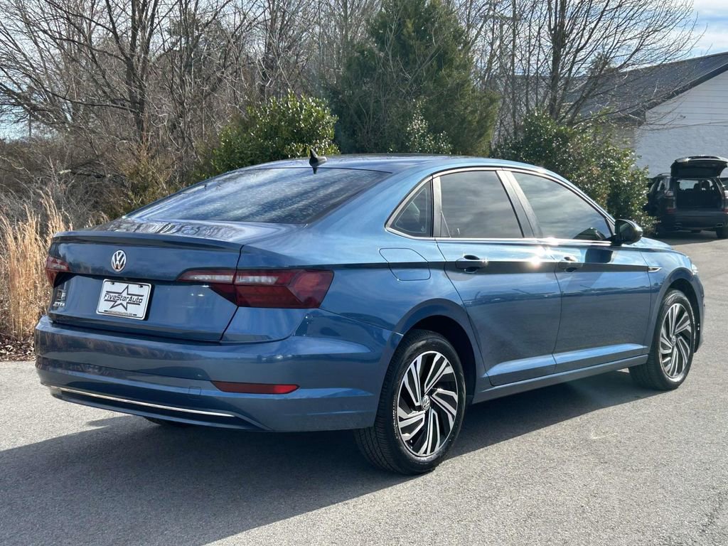 Used 2020 Volkswagen Jetta SEL image 3