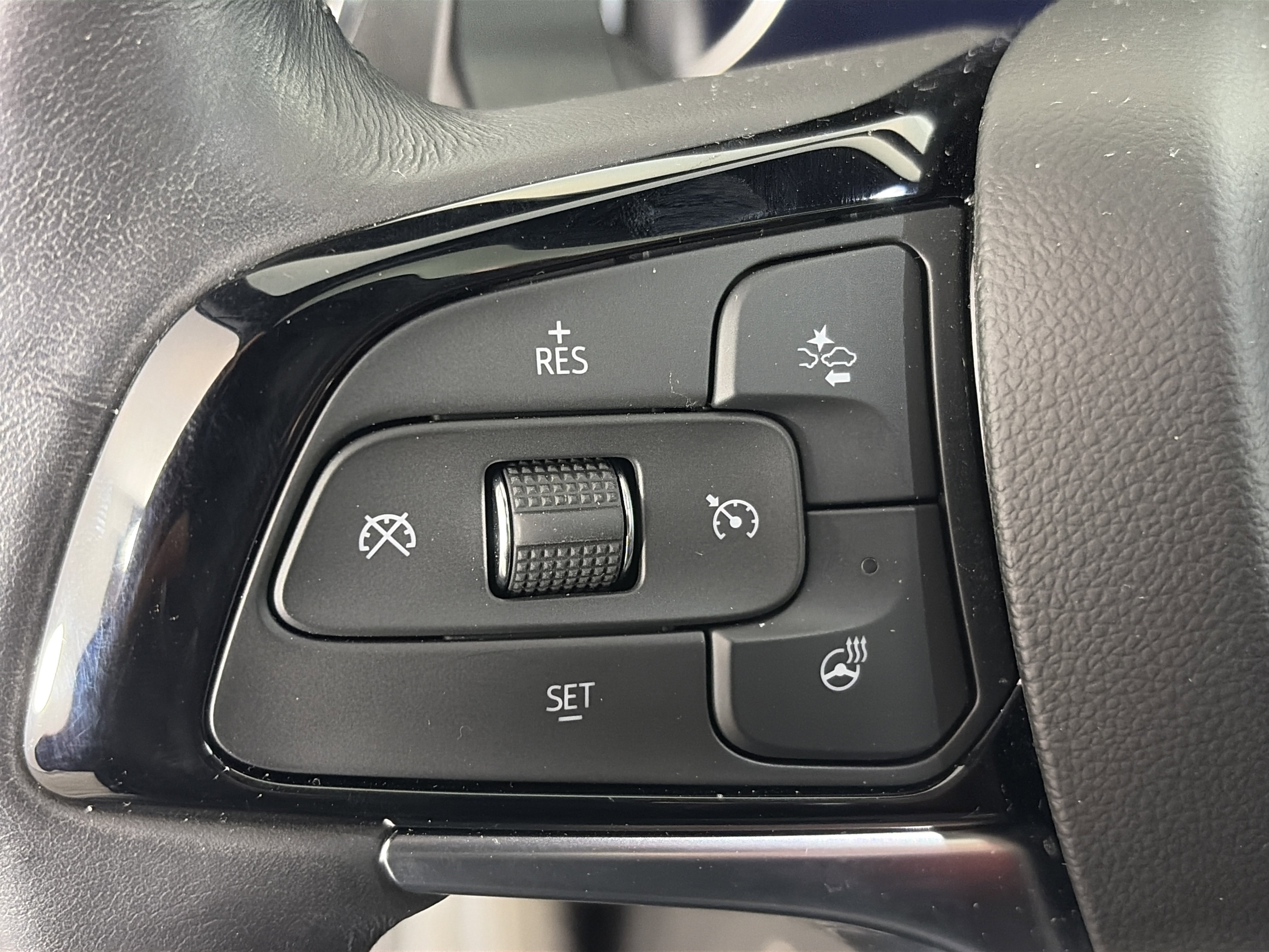 Certified 2024 Buick Enclave Avenir w/ Trailering Package, 5000 lbs. image 33