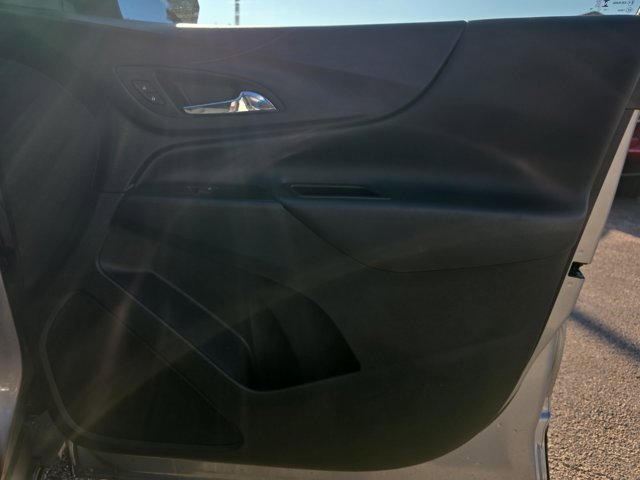 Used 2023 Chevrolet Equinox LT image 20