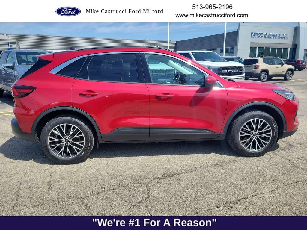 Certified 2024 Ford Escape SE FWD image 6