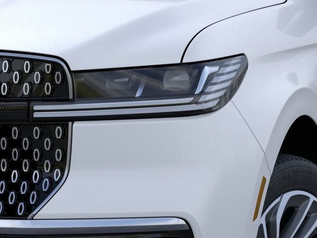 New 2026 Lincoln Navigator L Premier AWD/4WD image 18