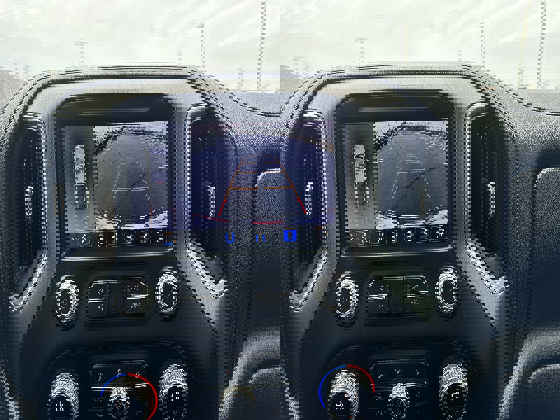 Certified 2020 GMC Sierra 3500 Denali w/ Denali Ultimate Package AWD/4WD image 17