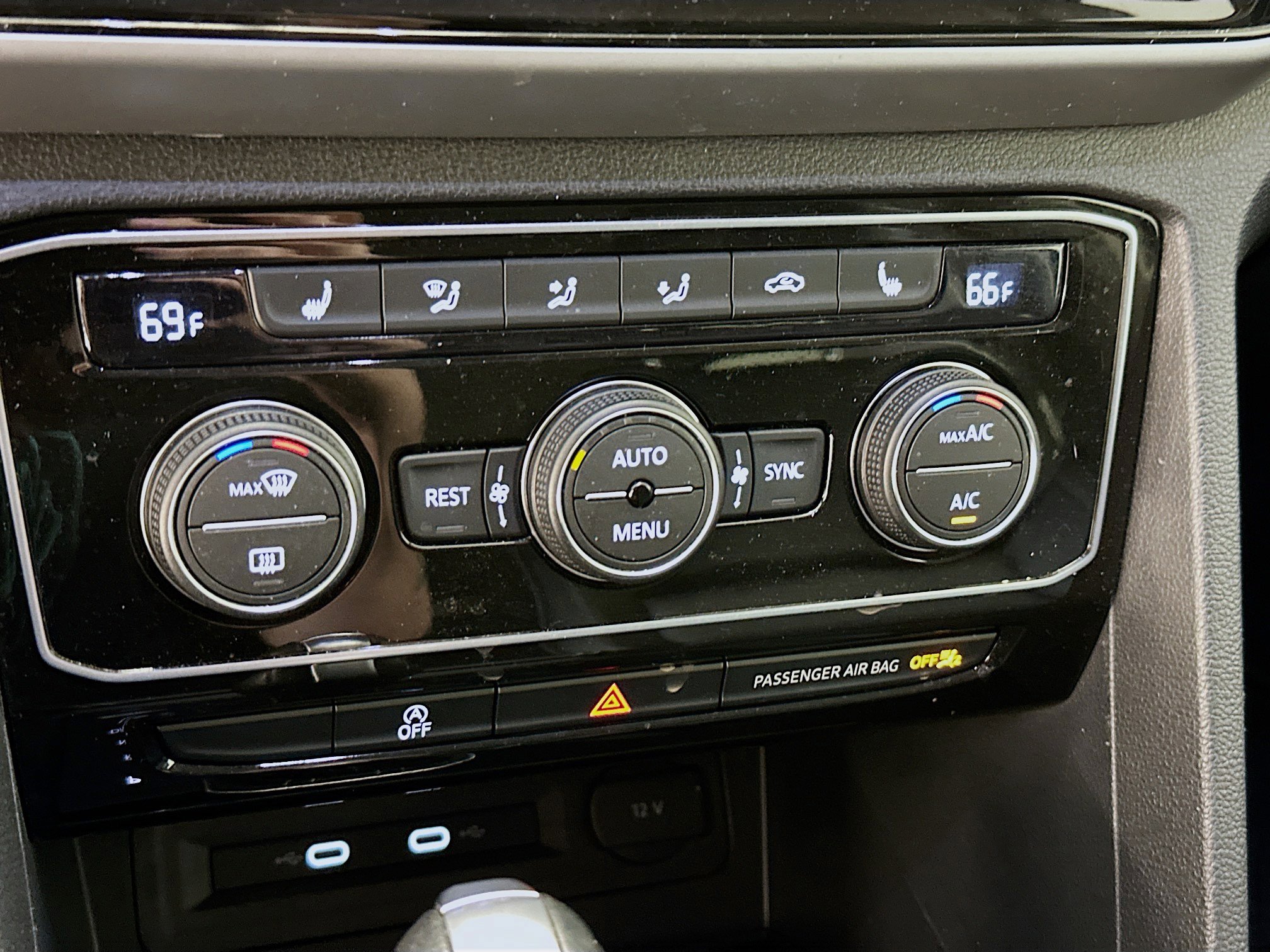 Used 2022 Volkswagen Atlas SE image 24