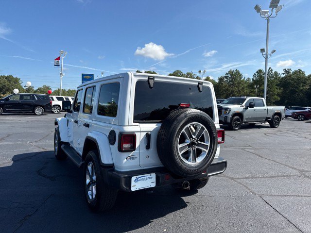Used 2018 Jeep Wrangler Unlimited Sahara AWD/4WD image 5