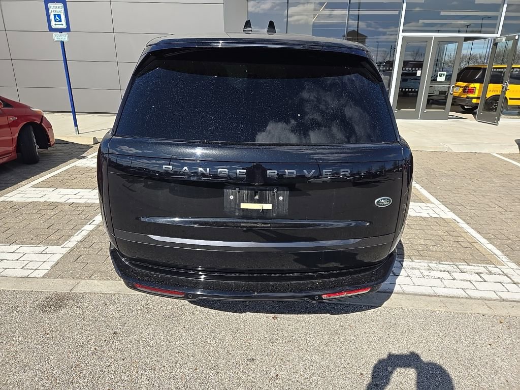 Certified 2023 Land Rover Range Rover SE image 6