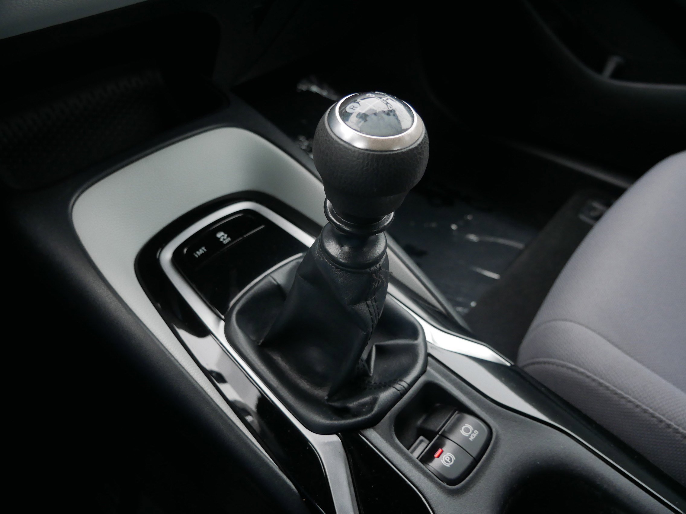 Used 2021 Toyota Corolla SE image 24