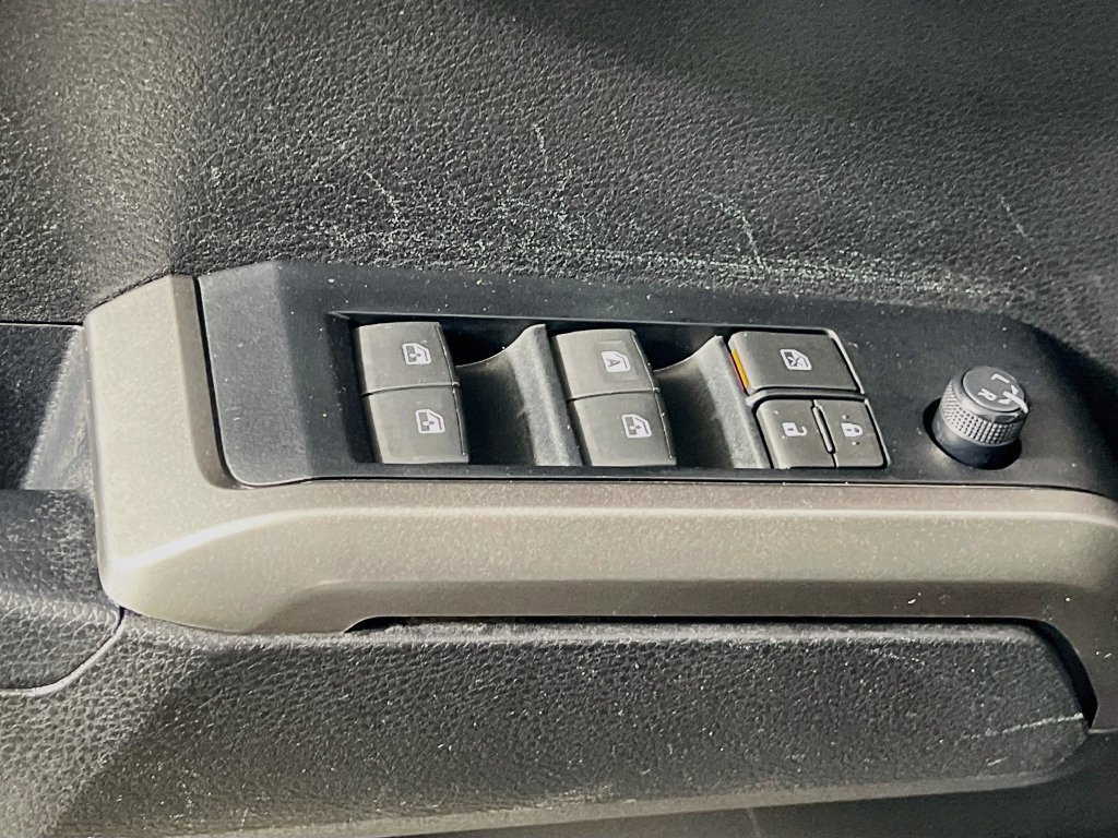 Used 2023 Toyota Tacoma SR5 RWD image 14