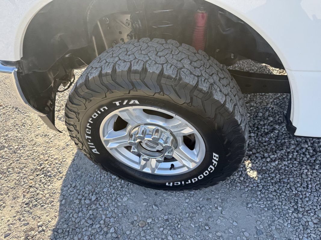 Used 2017 Ford F250 XLT w/ XLT Value Package AWD/4WD image 33
