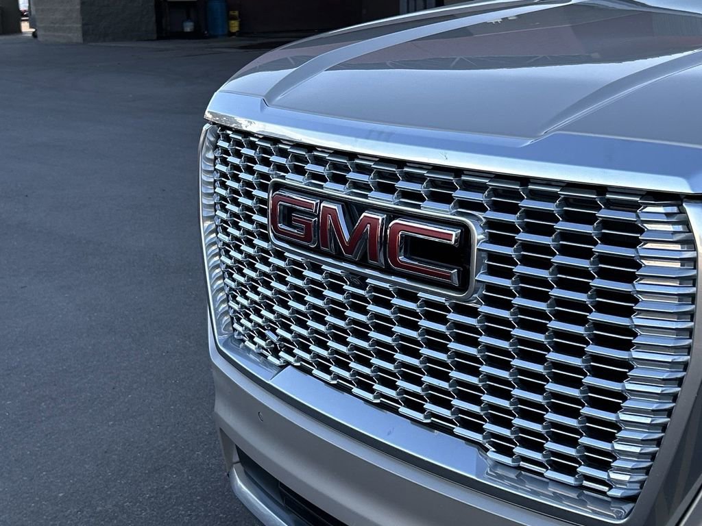 Used 2021 GMC Yukon XL Denali w/ Denali Ultimate Package image 32