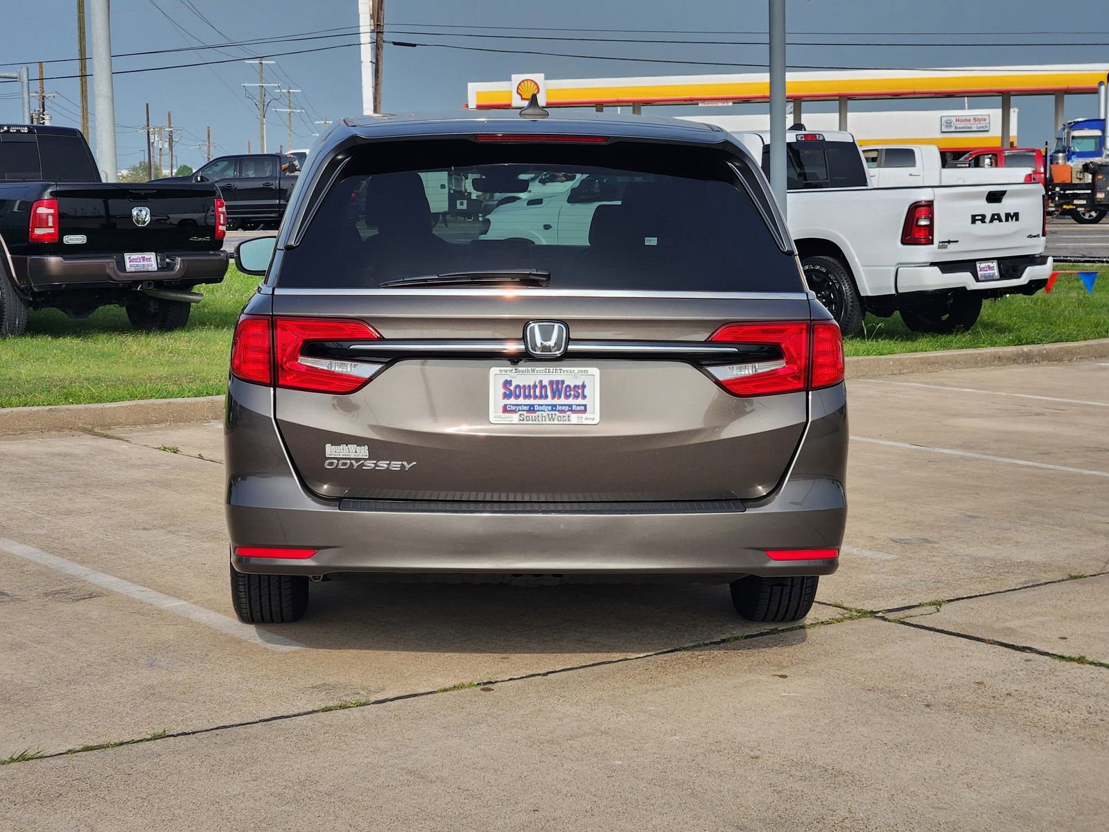 Used 2023 Honda Odyssey EX-L image 8