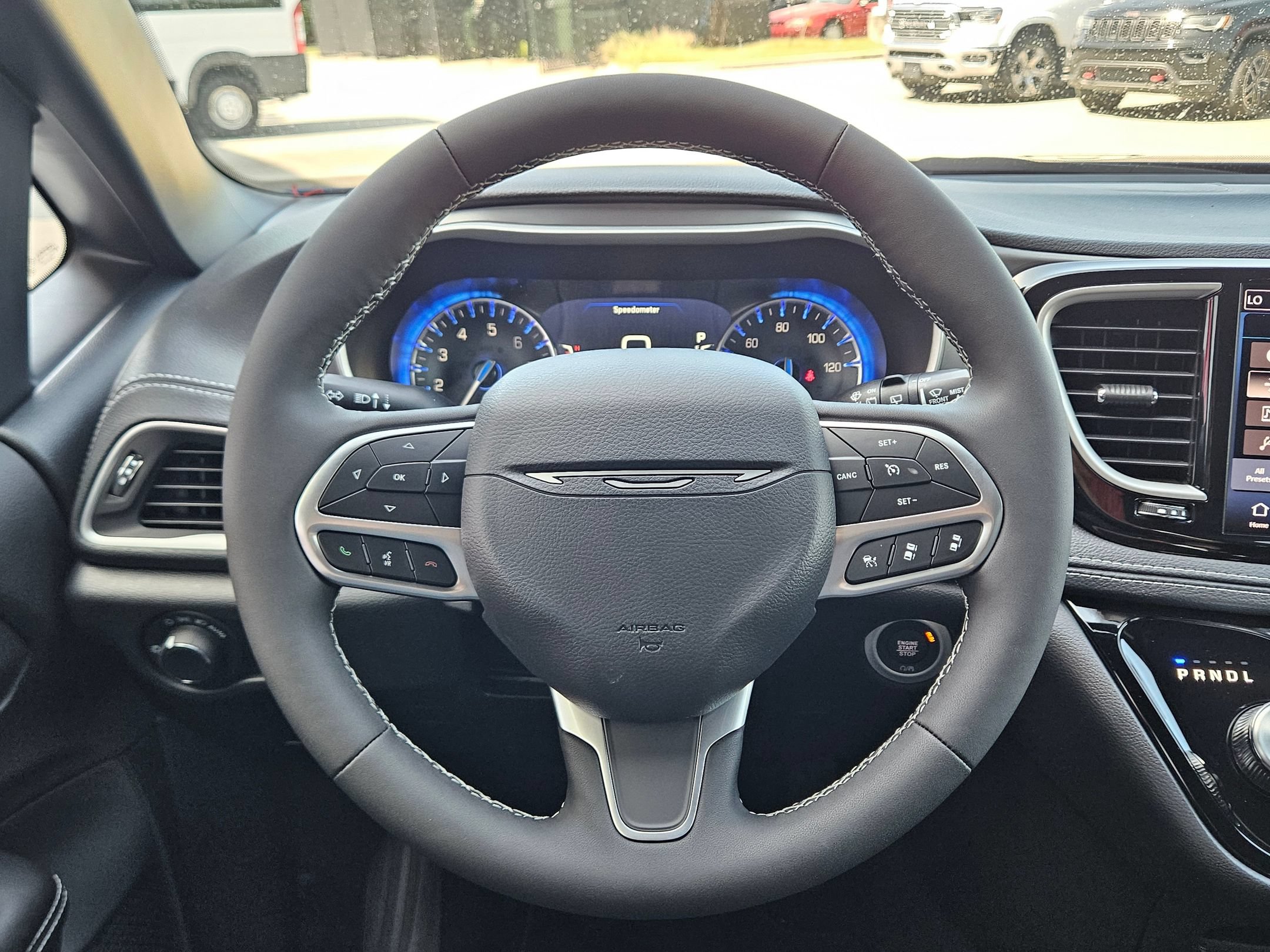 New 2027 Chrysler Pacifica Select FWD image 13