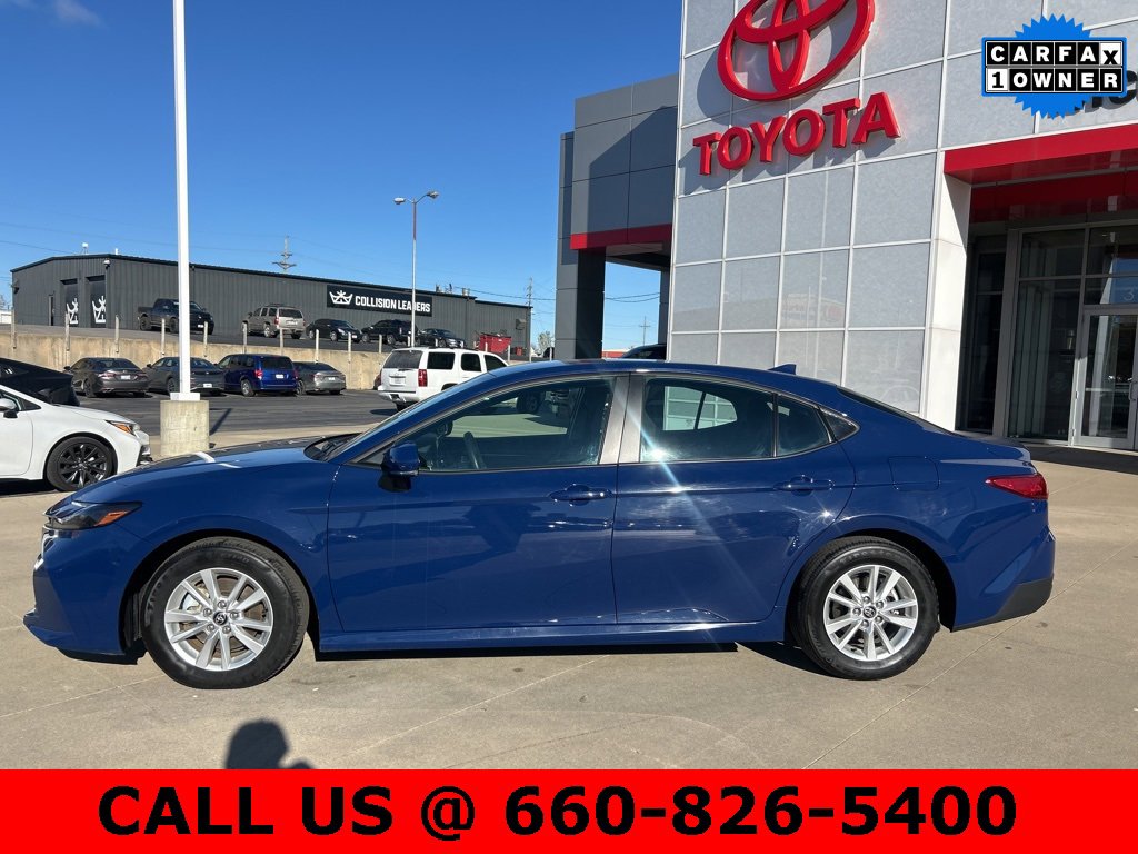 Used 2025 Toyota Camry LE image 6